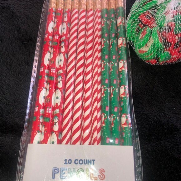 Christmas Pencils Erasers Set New Stocking Stuffers Classroom Prizes - Picture 6 of 7